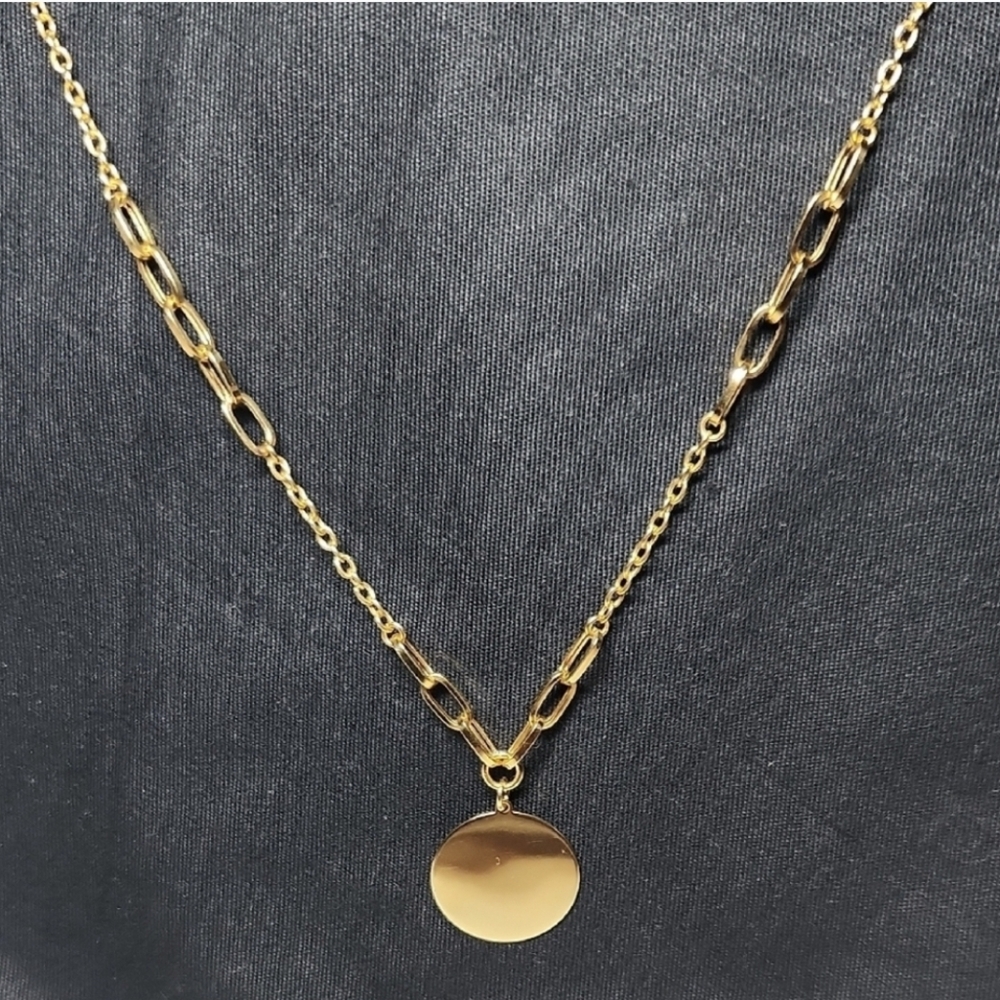Elegant 14kGold Necklace with Blank Circular Pendant and Unique Chain Design
